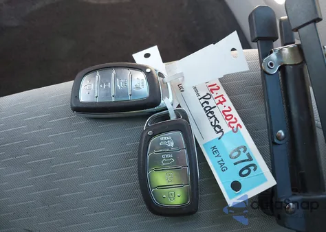 2019 Hyundai Tucson Sel z USA, uszkodzony, nr VIN KM8J3CAL9KU018364